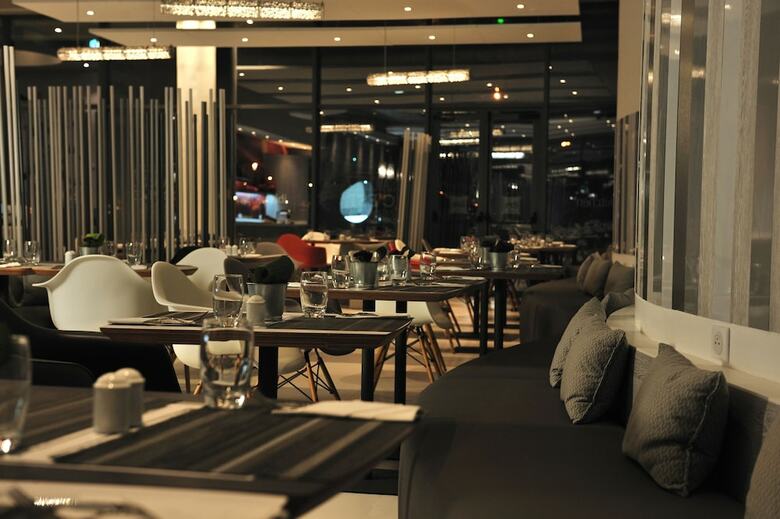 Hotel Ibis Casa Voyageurs