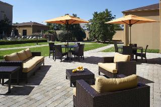 Hotel Courtyard By Marriott Louisville East