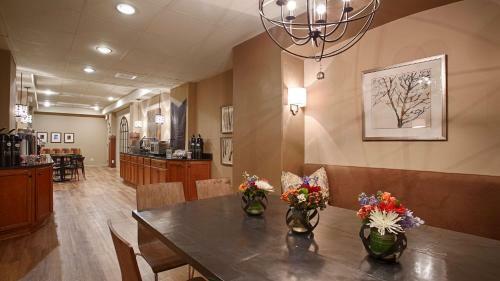 Best Western Plus Seville Plaza Hotel