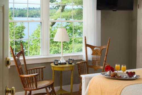 Posada Wolf Cove Inn Maine