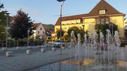 Apartamentos Meubl�s Du 25 N2 F2 Rdc