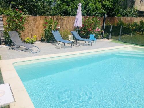 Hostal L?�glantine Studio