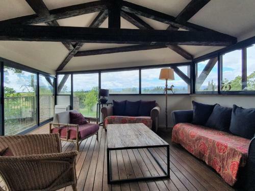 Pleasant Apartment In Olonzac Near Lakebeach