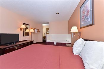 Hotel America's Best Value Inn Chenoa