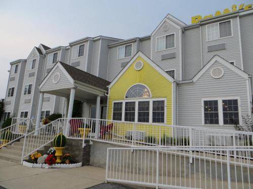 Hotel Patti's Inn And Suites