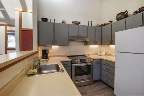 Valley View Bliss
