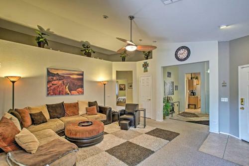 Charming Az Escape With Fire Pit, 1 Mi To Park!