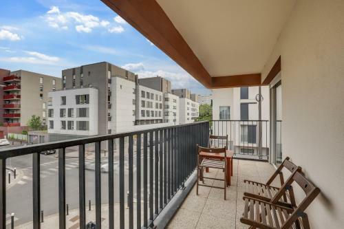 Chic Apart With Parking Southern Paris