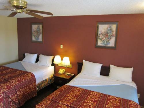 Motel First Western Inn - Fairmont City