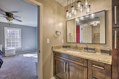 Spacious Getaway With Yard In Atlanta Suburbs!