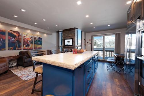 Cascade Village 34