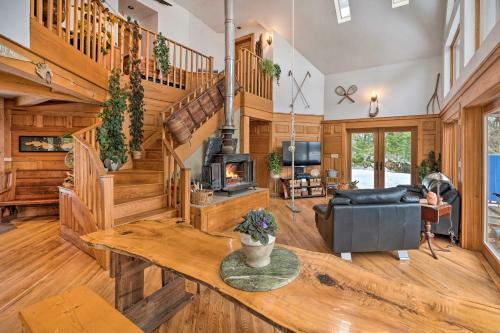 Kid-friendly Cabin With Mountain And River Views!