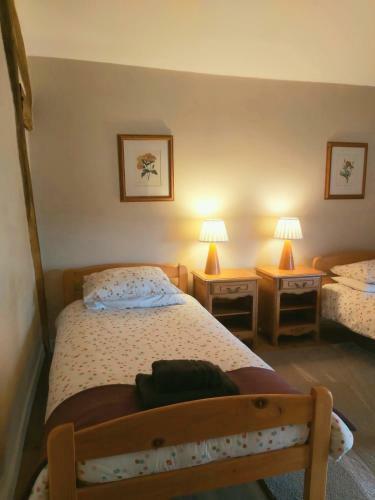 Beautiful 2 Bed Cottage With Swimming Pool