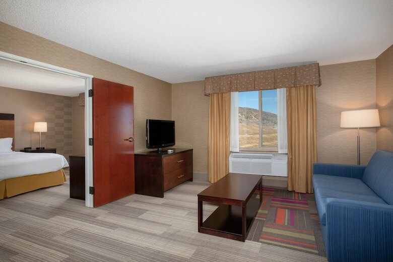 Holiday Inn Express Hotel & Suites Littleton
