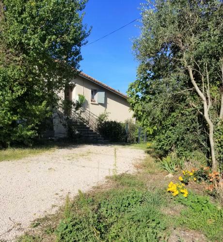 Une Nuitee En Provence Sur Un Chemin de Vignes