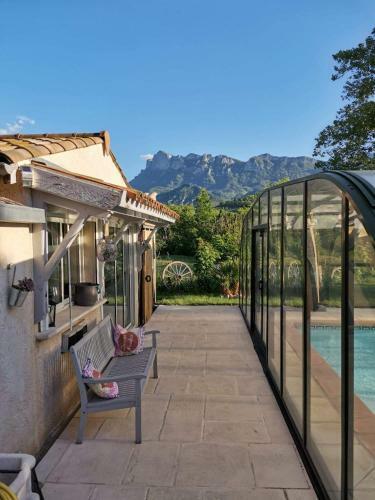 Bed & Breakfast Chambre Double Avec Piscine Et Ext�rieur