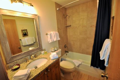 Hostal Sandstone Residences By Gore Creek Properties