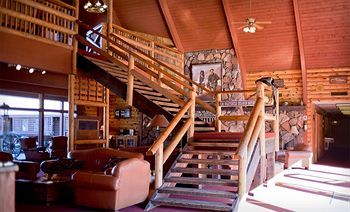 Kohl's Ranch Lodge