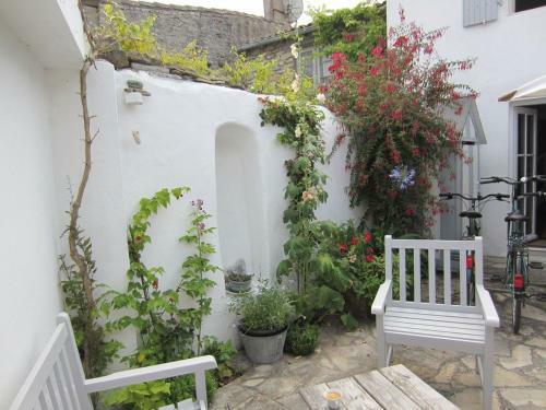 Maison de Village En 2 Parties