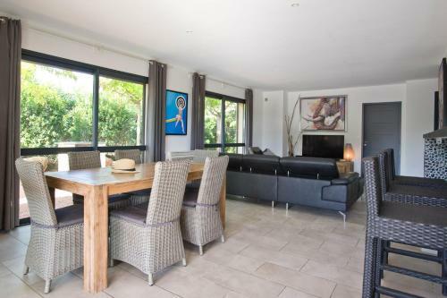 Villa Standing Piscine Chauff�e Priv�e