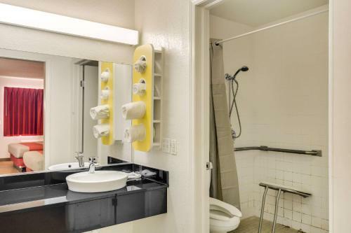 Motel 6 Fayetteville