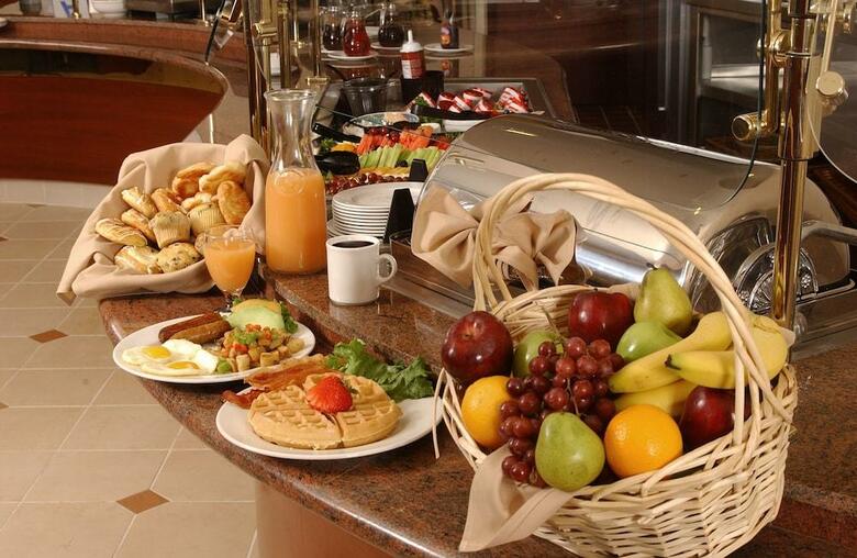 Grand Pacific Palisades Resort & Hotel