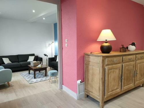 G�te Saint-haon-le-ch�tel, 4 Pi�ces, 10 Personnes - Fr-1-496-252