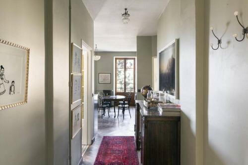 Authentic Apart 2br City Center + Mountain View