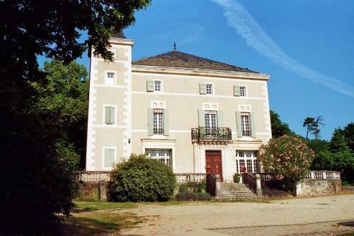 Hotel H�tel Du Ch�teau de Cabri�res