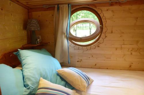 Hostal Roulottes Au Pied Du Vercors