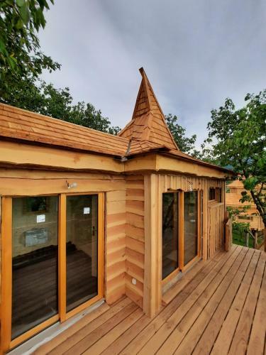 Hostal Roulottes Au Pied Du Vercors