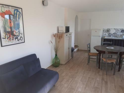 G�te Gard 4-5 Personnes Piscine