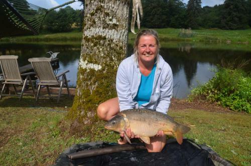L?etang Carp Fishing Lake And Gite