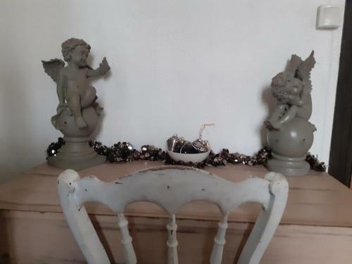 Maison Atypique Dans Cit� M�di�vale