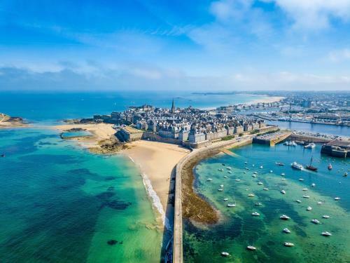 Apartamento Studio Lumineux Intra-muros � 2 Pas de La Plage.
