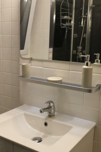 Apartamento T2 � 2 Pas de La Gare