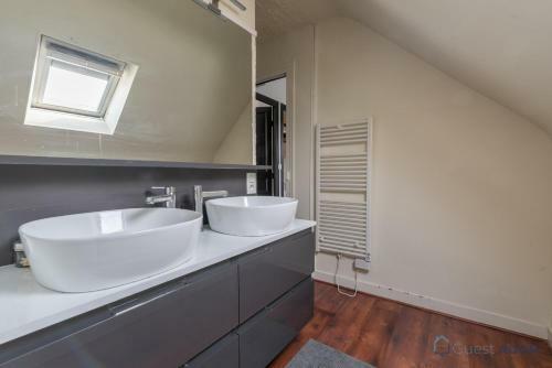 Maison de Charme R�nov� Avec Sauna