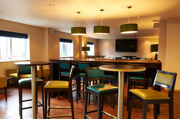 Hotel Holiday Inn Express Manchester Airport
