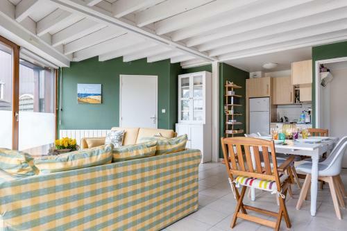 Maison Emeraude - � 500m de La Plage