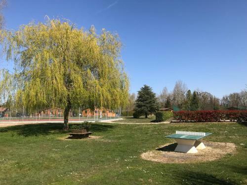 Le Chalet Du Lac - Domaine de La Goujonne