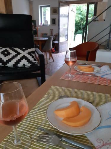 Bed & Breakfast Au V�lo Dans L'arbre