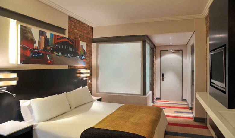 Hotel Protea Victoria Junction