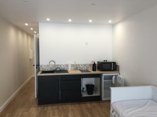 Apartamento Studio Avec Parkingk Priv�, Plage Et Centre � Pied