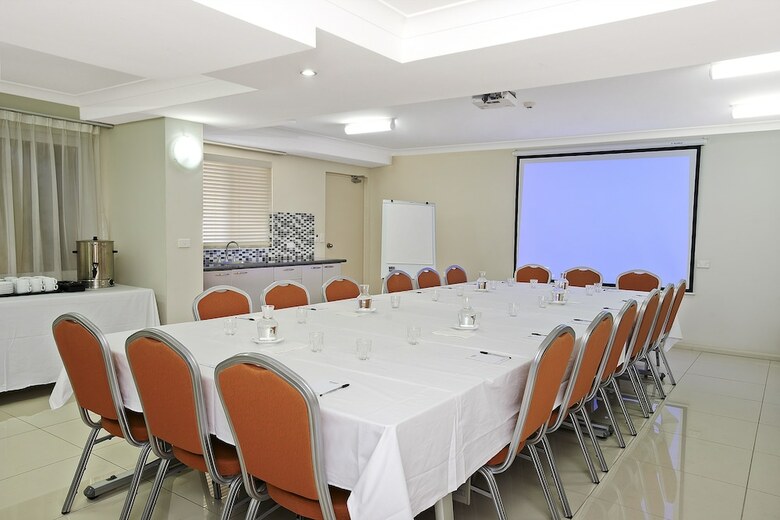 Aparthotel Comfort Inn & Suites Burwood
