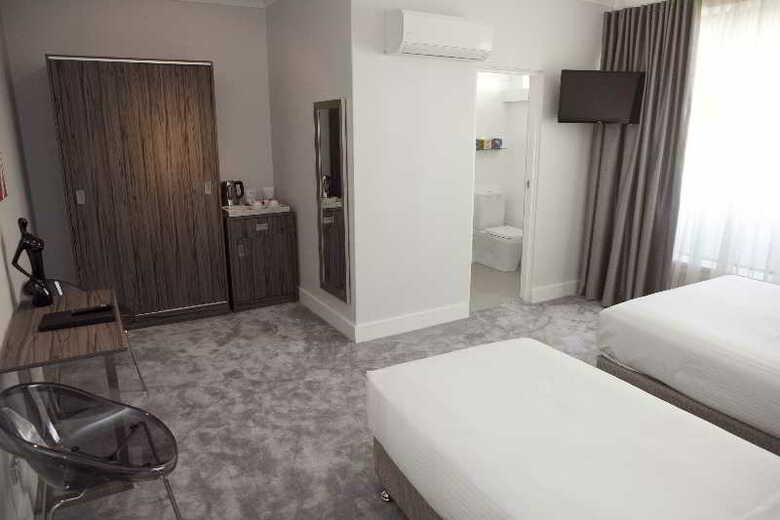 Savoy Double Bay Hotel