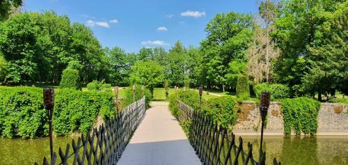Hotel Ch�teau de La Cour Senlisse