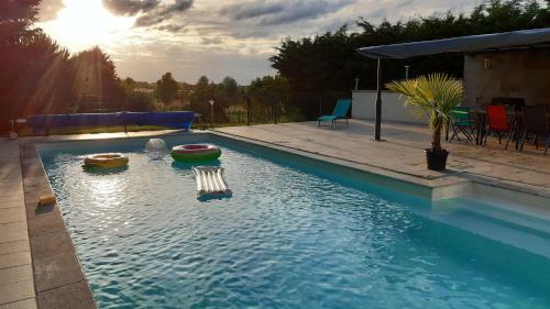Cap-les Engreffieres - Piscine - Terrasse de R�ve