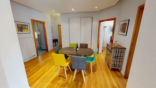 Apartamentos Bleu M�sange - 2 Bedrooms And 2 Bathrooms