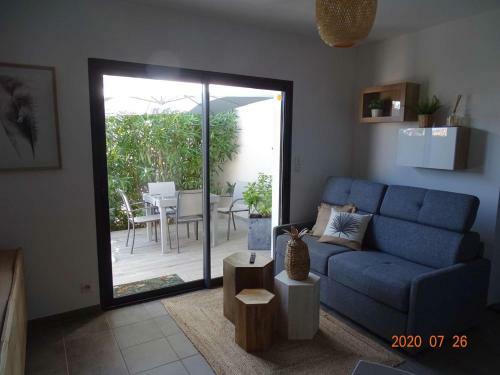 Apartamento Proche P�z�nas, Tr�s Bel Appartement, Commerces