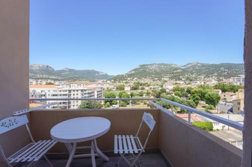 Apartamento T4 Enti�rement R�nov� Proche Plage